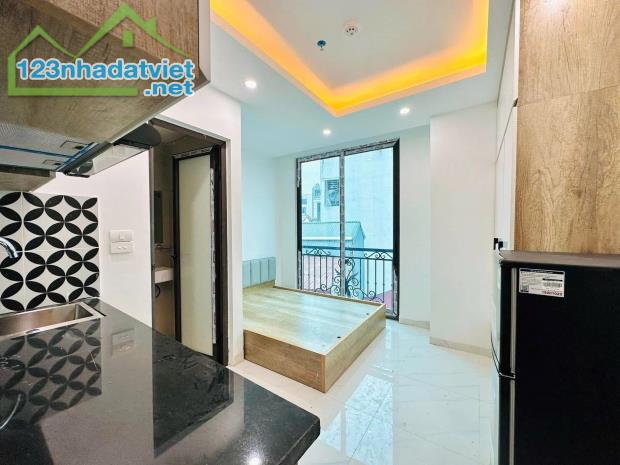 Tòa nhà cho thuê dòng tiền 160tr/th - 138m² - 9 tầng - 44 phòng - Ô tô tránh - giá chỉ 35