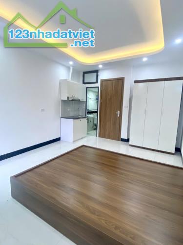 🏠 Bán Gấp CCMN - Yên Xá Triều Khúc - 50m² - 8 Tầng - 14 Phòng - Thu 60tr/th - 3