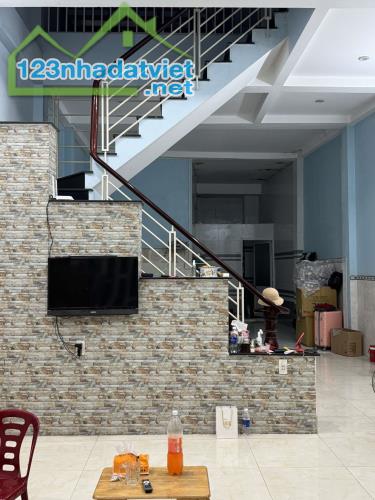 Bán Nhà Trần văn Mười ngay Chợ Chử S, 74m2, 2 Tầng BTCT Đường 5 xe tải thông tứ tung - 2