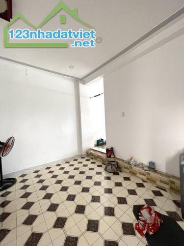 Bán nhà 82m2, HXH, đường Phú Thọ Hoà, Tân Phú, ngang 6.3m, 3PN, giá 8 tỷ tròn còn TL.