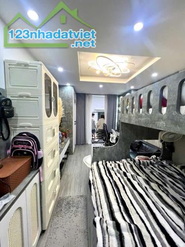 Chung cư mini vị trí đẹp Ba Đình 45m2 x 5 tầng - Ngõ thông thoáng - Cách ô tô 50M. - 1