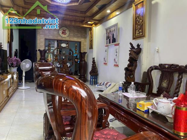 MẶT TIỀN KINH DOANH KHU CHỢ VẢI PHÚ THỌ HÒA - TÂN PHÚ - 90M2 - 4 TẦNG