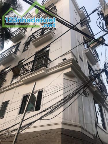 Bán tòa CCMN 399 Âu Cơ - Lô góc 2 lối vào - 80m2 x 9T Thang máy - 10m ra Oto tránh