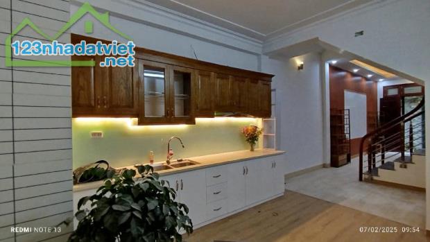 ĐẤT NỞ HẬU NHIỀU LỘC, 2 THOÁNG TRƯỚC SAU, CÓ Ô CHỜ THANG MÁY- TÂY MỖ 42M2 Gía hơn 4tyy - 2