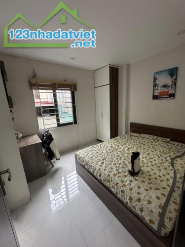 Bán gấp CCMN Xuân La 7 tầng thang máy , 11 phòng khép kín, Doanh Thu 60tr/tháng - 2