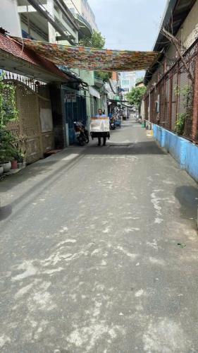 Bán nhà MẶT TIỀN HẺM XE HƠI 4M, KINH DOANH, hỗ trợ vay, Huỳnh Tấn Phát, Quận 7.