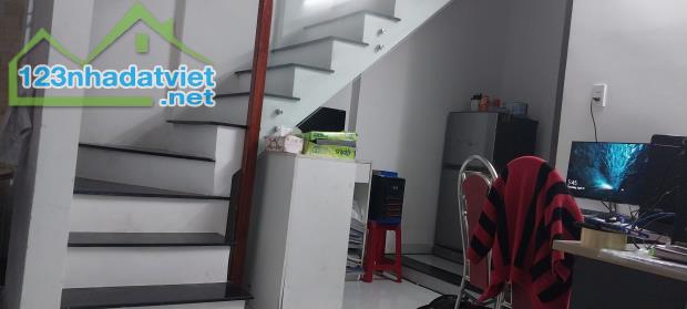 ♣ Nhà Kiệt Hà Huy Tập gần Thái Thị Bôi, 67m2 + 15m2 sân rộng thoáng, lửng đúc cứng, giá