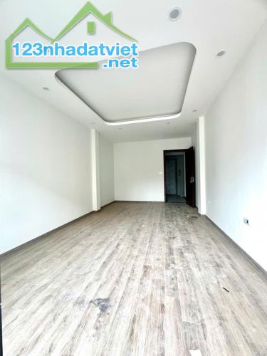 Nhà riêng Bán nhà phố Trần Khát Chân, Nhà xây mới, 40m2 x 6 tầng thang máy, Tài chính 8 Tỷ - 1