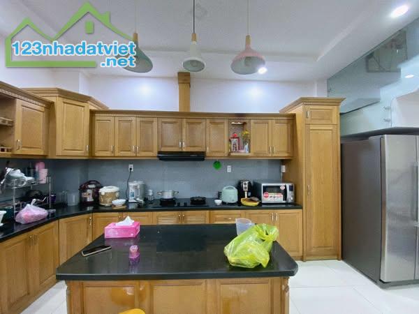 Nhà Hẻm Ôtô Đường Cách Mạng Tháng 8 Quận 10 Phường 15. - 2