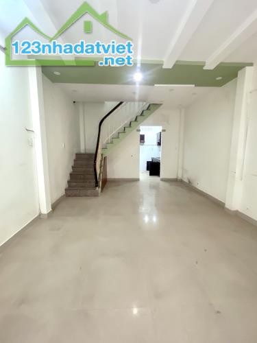 HXH GIÁ TÓT TT QUẬN 3, SỔ ĐẸP NỞ HẬU - NHÀ ĐÚC BTCT VỮNG CHẮC 42M² (4x10)