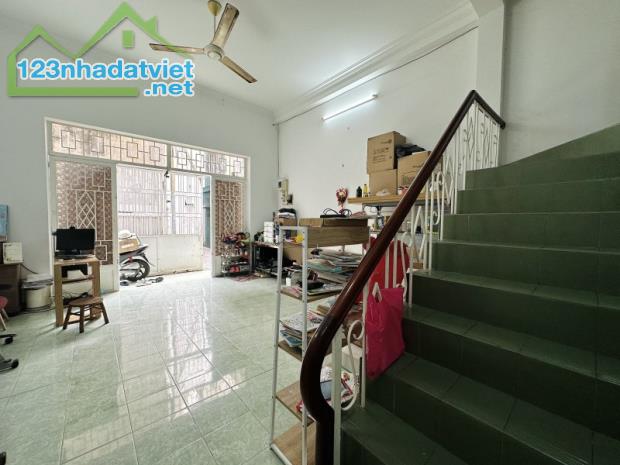 Nhà Bán 60m2 , hẻm 347 / Huỳnh Văn Bánh , PHÚ NHUẬN , ngang 5m , 3 tầng btct giá 6 tỷ 650 - 2