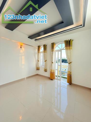 Xe Hơi Tới Nhà Chiến Lược, P.BTĐ A.Bình Tân. - 4