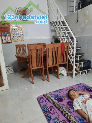 NHÀ BÁN: Đ NGUYỄN THỊ THẬP P TÂN PHÚ KẾ PMH QUẬN 7. DT 57 M2.4 TẦNG. 5 PN. GIÁ CHỈ 8.4 TỶ. - 1