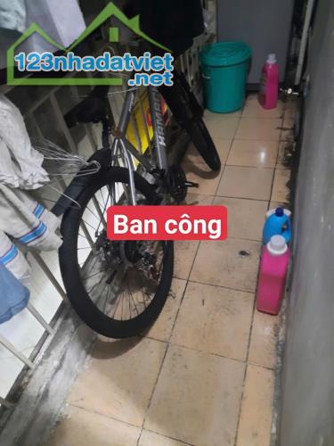 NHÀ BÁN: Đ NGUYỄN THỊ THẬP P TÂN PHÚ KẾ PMH QUẬN 7. DT 57 M2.4 TẦNG. 5 PN. GIÁ CHỈ 8.4 TỶ. - 4