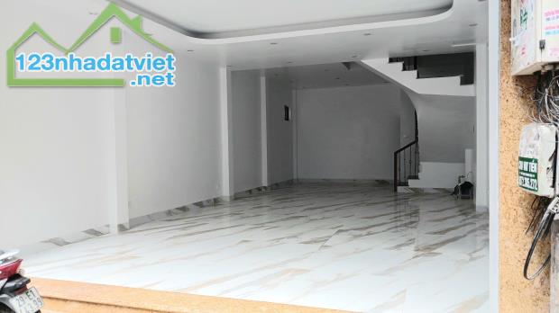 Bán tòa nhà 6T thang máy Đường Phú Mỹ, ô tô vào nhà - 9 phòng khép kín - doanh thu 50tháng - 4