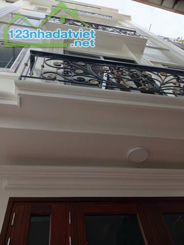 Bán nhà mặt phố Tô Ngọc Vân- tây hồ- 63m-  4 tầng- 20 tỷ 800