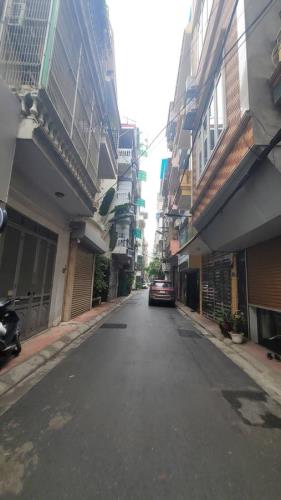 Bán nhà mặt phố Tô Ngọc Vân- tây hồ- 63m-  4 tầng- 20 tỷ 800 - 2