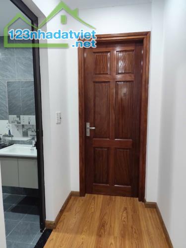 Bán nhà: Ngọc hồi, cách BX Nước Ngầm 1km, 65m2, 6 tầng, thang máy. hơn 7 tỷ - 1