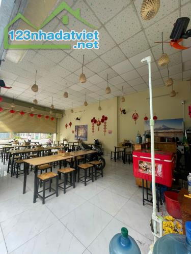 NHÀ PHỐ ĐẸP - GIÁ TỐT CHÍNH CHỦ BÁN NHANH NHÀ Tăng Nhơn Phú A , Quận 9 - 1