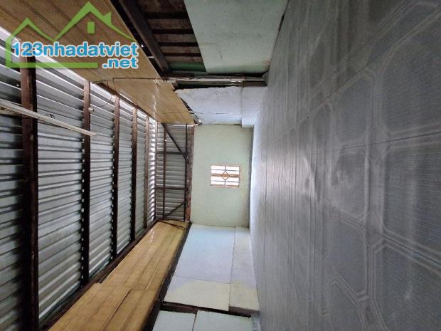 BÁN NHÀ MẶT TIỀN ĐƯỜNG 14M .KẾ CHỢ TÂN QUY. QUẬN 7. DT: 100M2. GIÁ CHỈ 11.5 TỶ. - 3