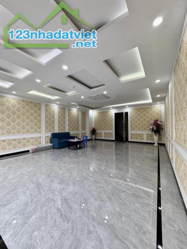 Độc nhất toà 8 tầng Mặt phố Nguyễn Khang, Cầu Giấy 70m MT6 33,8 tỷ SỔ A4 Vỉa hè Kinh doanh - 1