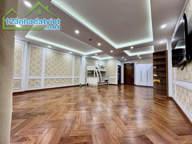 Độc nhất toà 8 tầng Mặt phố Nguyễn Khang, Cầu Giấy 70m MT6 33,8 tỷ SỔ A4 Vỉa hè Kinh doanh - 3