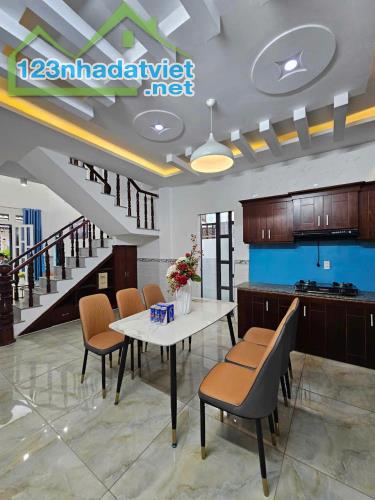 📣🌼SIÊU PHẨM KHU NHÀ ĐỒNG BỘ SANG TRỌNG - HƠN 65M2 - 4 TẦNG - NỘI THẤT XỊN SÒ - DỌN VÔ Ở - 2