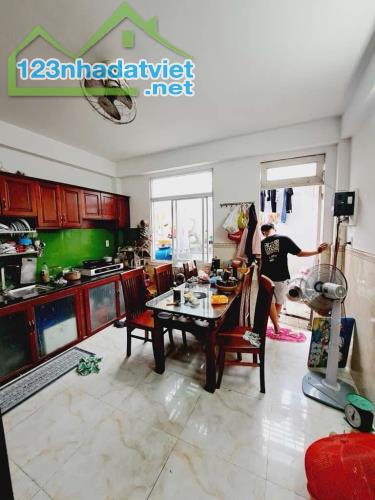 BÁN NHÀ 1/ HẺM XE TẢI THẠNH LỘC QUẬN 12 - 75M2 (4x19), 3 TẦNG, GẦN ĐẠI HỌC NGUYỄN TẤT - 3