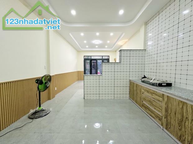 HẺM XE HƠI ĐẬU CỬA - NGAY KHU TRUNG TÂM GV - GIÁP NGUYỄN OANH & ST LOTTE NGUYỄN VĂN LƯỢNG - 1