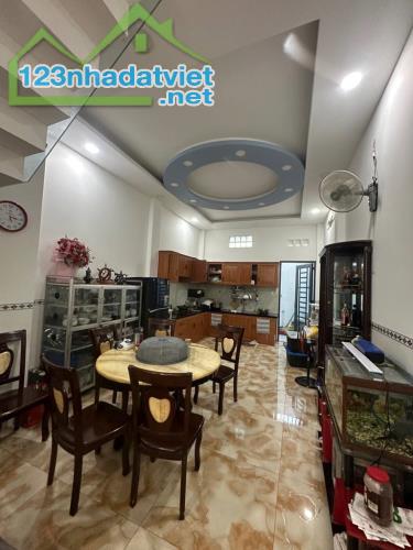 Bán nhà Bình Tân - Giáp Q.6 - Đường Tỉnh Lộ 10, Xe tải thông - 80m2 - 4 tầng mới đẹp - - 1