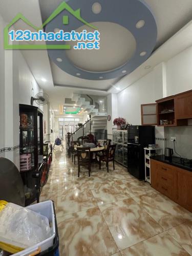 Bán nhà Bình Tân - Giáp Q.6 - Đường Tỉnh Lộ 10, Xe tải thông - 80m2 - 4 tầng mới đẹp - - 3