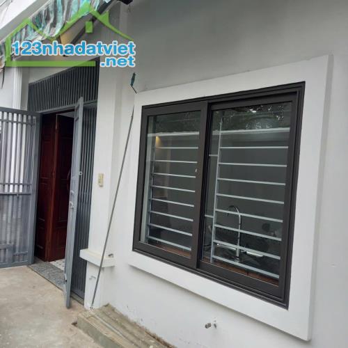 Ô TÔ ĐỖ TẬN CỬA - NHÀ MỚI CỰC HIẾM TẠI LA KHÊ, RỘNG 32M2 GIÁ CHỈ NHỈNH 6 TỶ - 1