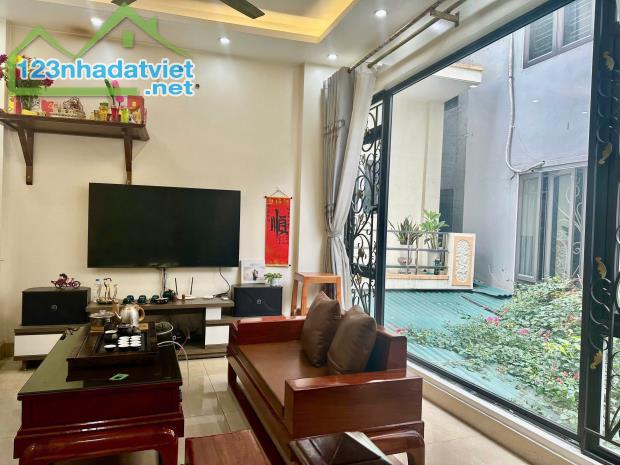 Em cần bán căn nhà góc 3,5 tầng Trung tâm phường Phạm Ngũ Lão TpHải Dương - 1
