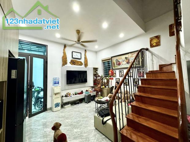 🏡 BÁN NHÀ NGÕ CHỢ KHÂM THIÊN – 50m² – 6 TẦNG – BA GÁC ĐỖ CỬA 🏡 - 1