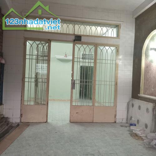 Chính Chủ Bán Gấp Nhà Bà Điểm Hóc Môn Giá Chỉ 4.1 Tỷ - 1