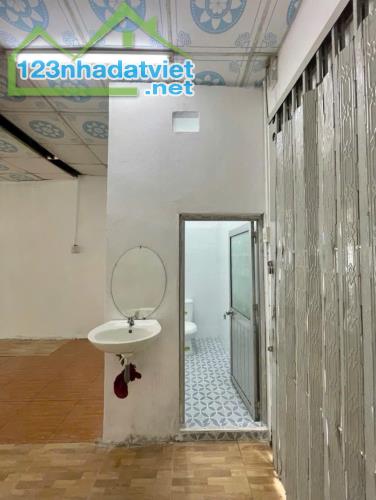 cần bán nhanh căn nhà mặt tiền đường nhựa 112m2 ở Củ Chi giá 710 triệu.SHR - 3