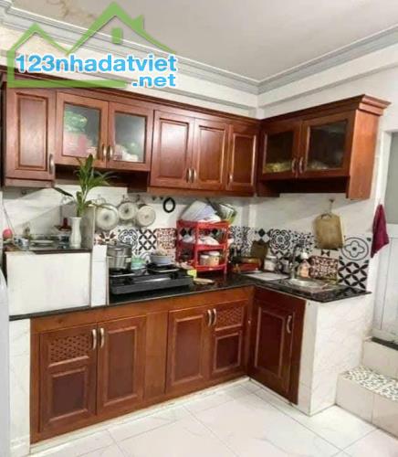 Bán nhà ĐẸP 46m2, HẺM 3.5m, sổ vuông A4, KHU HIỆN HỮU, Đường Nguyễn Văn Quỳ, Quận 7. - 2