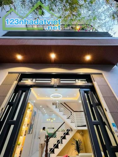 Bán nhà hẻm 1979 Huỳnh Tấn Phát Nhà Bè 80m2 chỉ 5.2 tỷ ở ngay