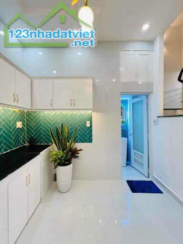 Bán nhà hẻm 1979 Huỳnh Tấn Phát Nhà Bè 80m2 chỉ 5.2 tỷ ở ngay - 2