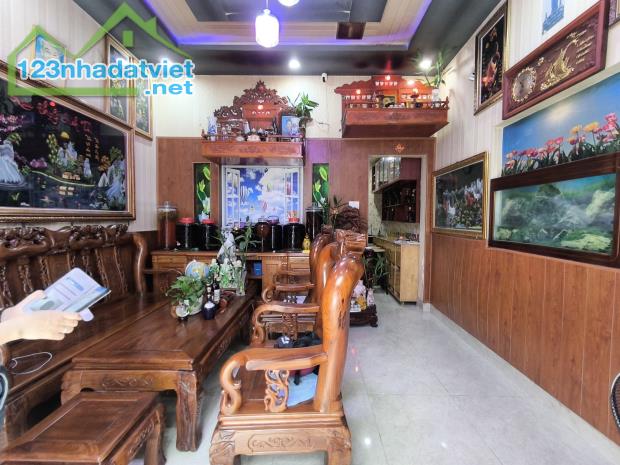 CẦN BÁN GẤP NHÀ ĐẸP HIỆN ĐẠI - 👉65M2👈 Thới An - Quận 12.  ❗4tầng, hẻm nhựa 8m❗ Khu phân - 4