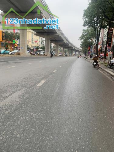 Cầu Diễn - CCMN 7 chỗ đỗ cửa - Doanh thu gần tỷ/năm - Nhỉnh 14 tỷ - 2
