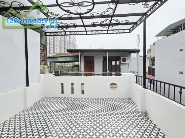 Nhà dân xây chắc chắn, cực ĐẸP phố Tam Trinh - Hai Bà Trưng, 68m2 x 5 tầng, Ô TÔ đỗ cửa, - 1