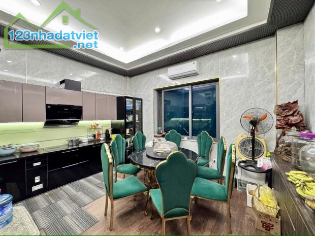 BÁN NHÀ PHỐ LẠC TRUNG - PHÂN LÔ - Ô TÔ - KINH DOANH - VĂN PHÒNG - 42M2x4T - 4PN - SĐCC - 4