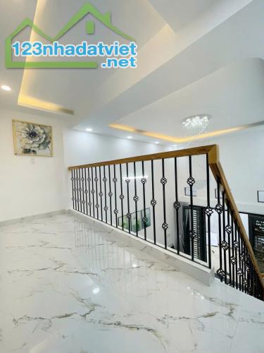 NHÀ MỚI XÂY ĐƯỜNG HỒ VĂN LONG , P.TÂN TẠO , BÌNH TÂN  , FULL THỔ CƯ 100%  Giá : 2tyx - 2
