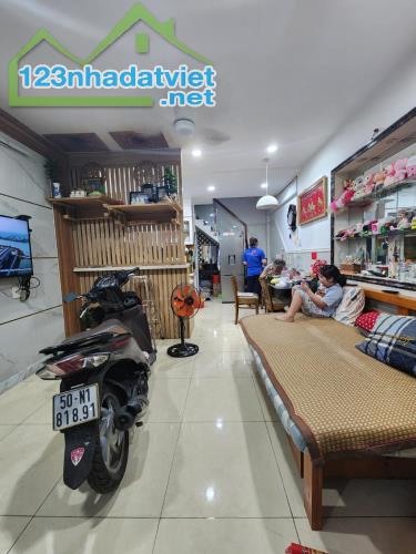 NHÀ 1/ LIÊN KHU 8-9, NGAY GÒ XOÀI, 31M2, 3 TẦNG 2PN, GIÁ 3.5 TỶ - 2