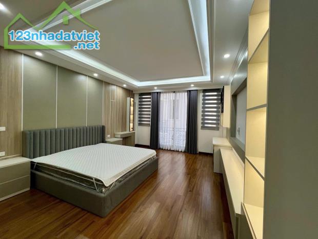 Bán Nhà Đường 800A Cầu Giấy Ô Tô Thang Máy Dt 48m2 8 tầng Giá 17,7Tỷ - 3
