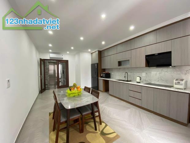Bán Nhà Đường 800A Cầu Giấy Ô Tô Thang Máy Dt 48m2 8 tầng Giá 17,7Tỷ - 1