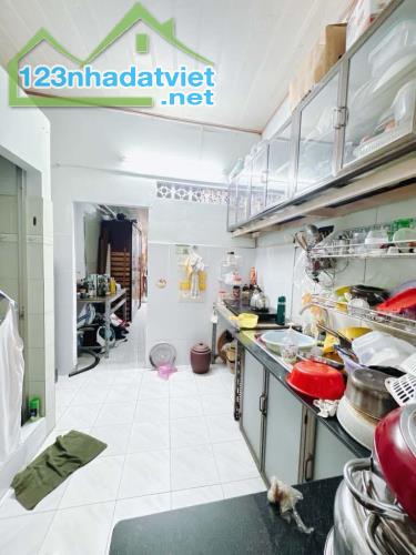 NHÀ 2 TẦNG NỞ HẬU _DIỆN TÍCH TO 66MV HUỲNH TẤN PHÁT QUẬN 7 CHỈ HƠN 4 TỎI