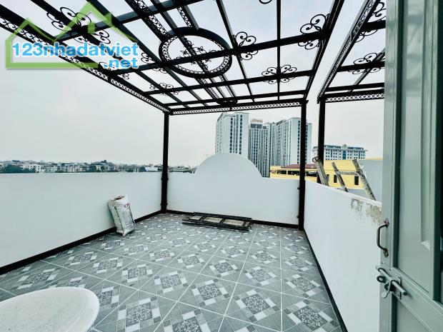 Bán Nhà Xuân Phương - Nam Từ Liêm, 38m2*6Tầng đẹp full nội thất, có thang máy, ôtô đỗ cửa.