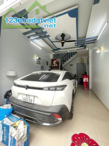 bán nhà gấp xuân thới sơn hóc môn xe hơi đậu cửa giá 3.55 tỷ - 1